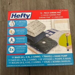 NEW 12-pcs Hefty Shrink-Pak Jumbo Family Pack Vacuum Storage Bags w/ Pump